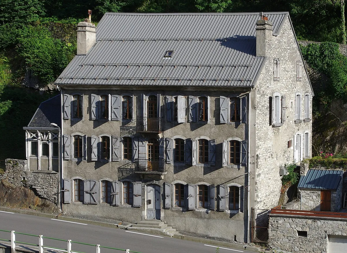 Bareges, France. Photo : JLPC (CC BY-SA 3.0) ; redimensionnée et convertie en WebP.