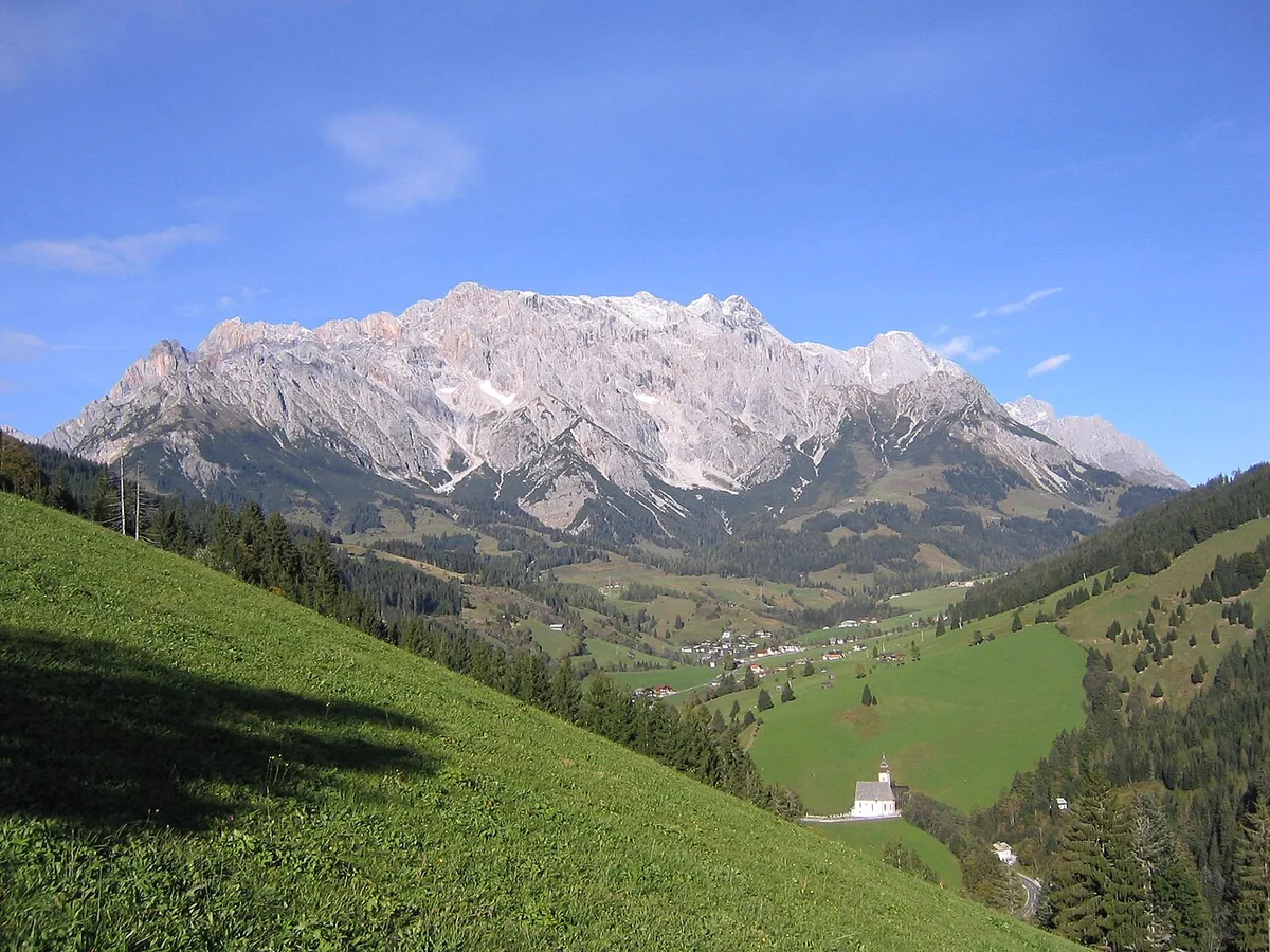 Hochkönig, Autriche. Photo : Aconcagua (CC BY-SA 3.0) ; redimensionnée et convertie en WebP.